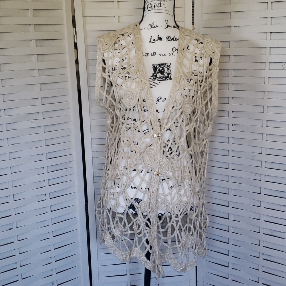 The icing cream and gold one size stretch button down web vest